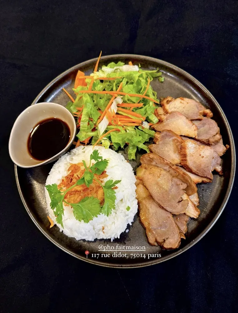 Porc Laqué Avec Riz Blanc